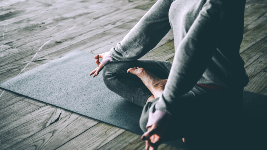 5 Técnicas de yoga para descansar mejor