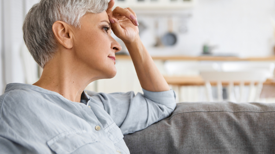 Mujer en la etapa de la menopausia